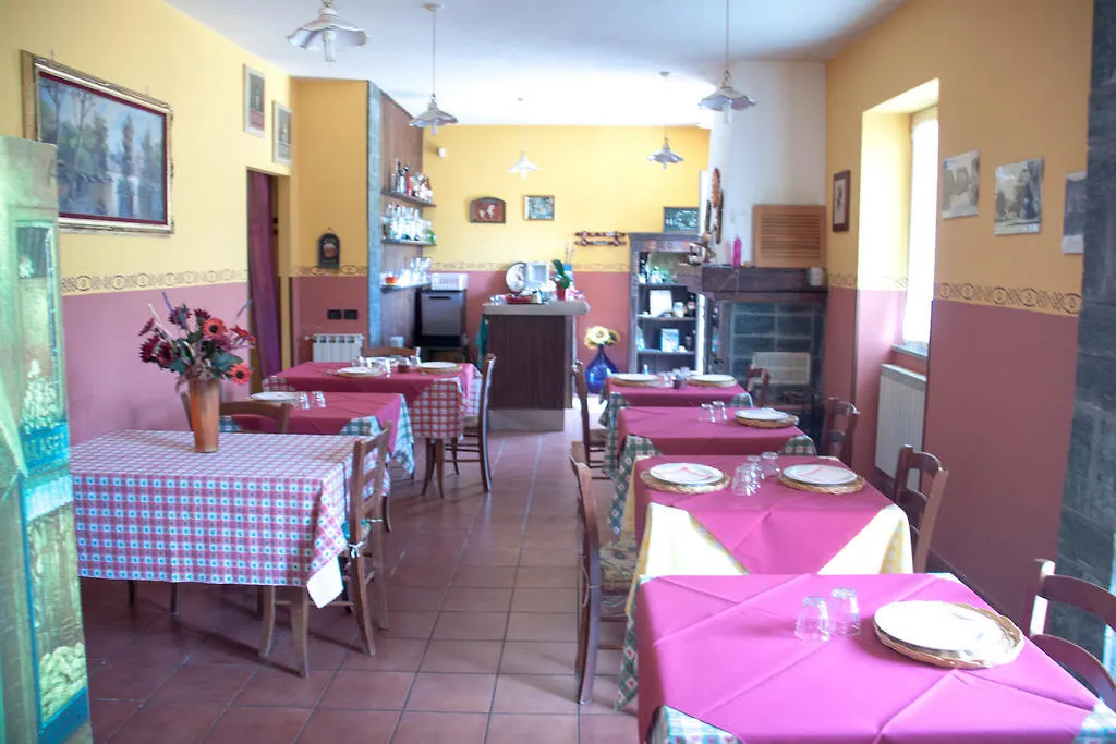 Agriturismo All'Isola Che Non C'E' Villa La Spezia 0*,